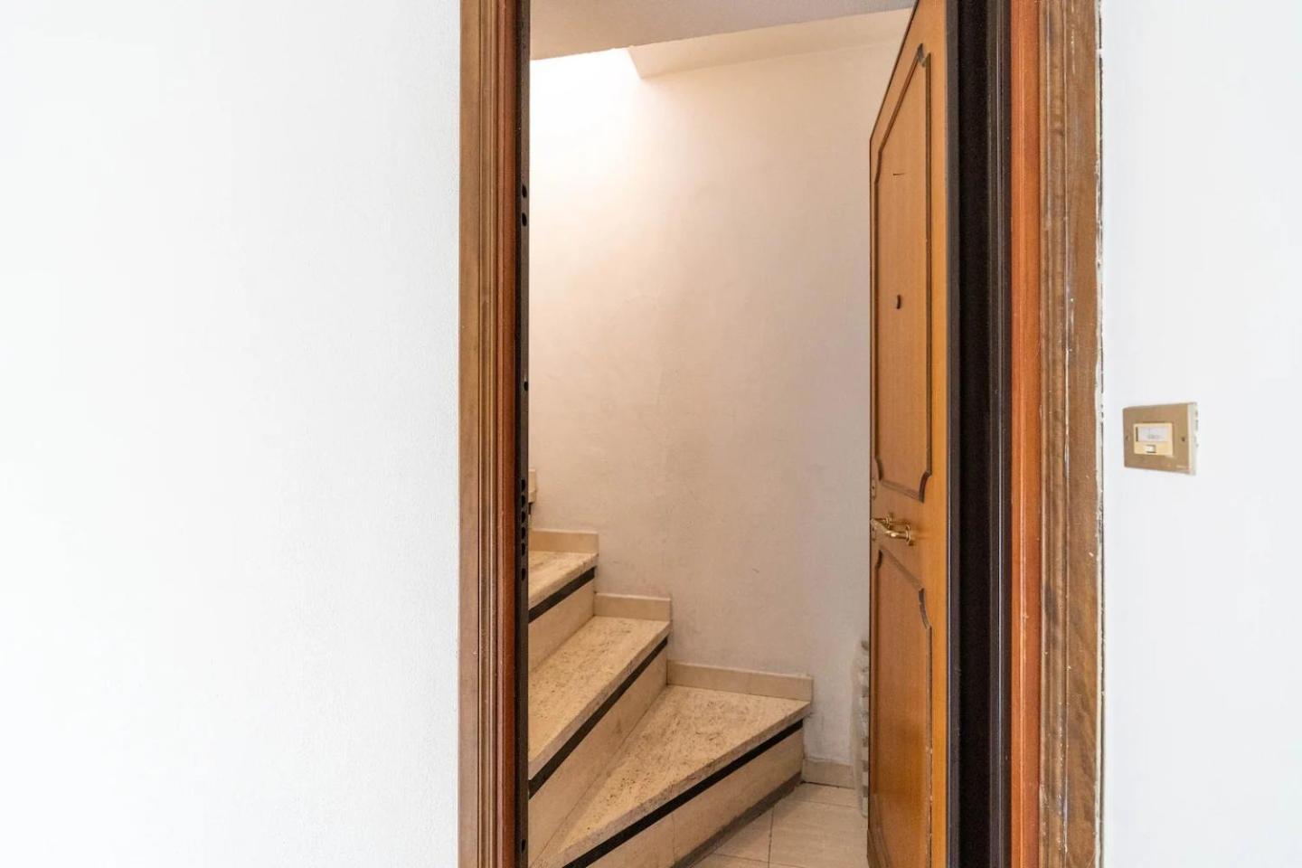 15 Min From Piazza Venezia Skyline Sanctuary In Trastevere Extérieur photo